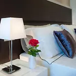 2000 Отель 3*