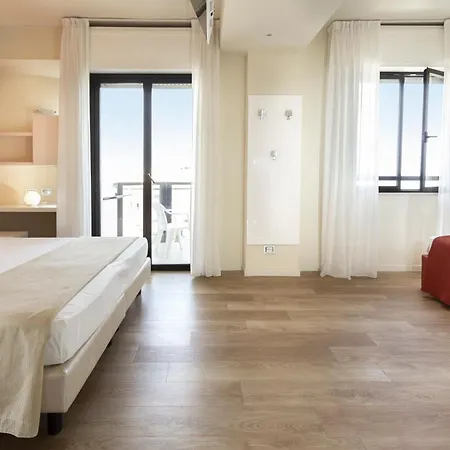 Hotel 2000 3*
